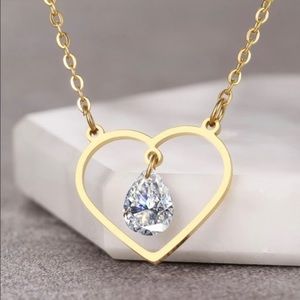 Boutique Zircon Crystal Heart Pendant Stainless Steel Necklace